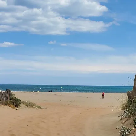 Διαμέρισμα La Wifi Climatisation Terrasse Parking Proche Et Commerces *